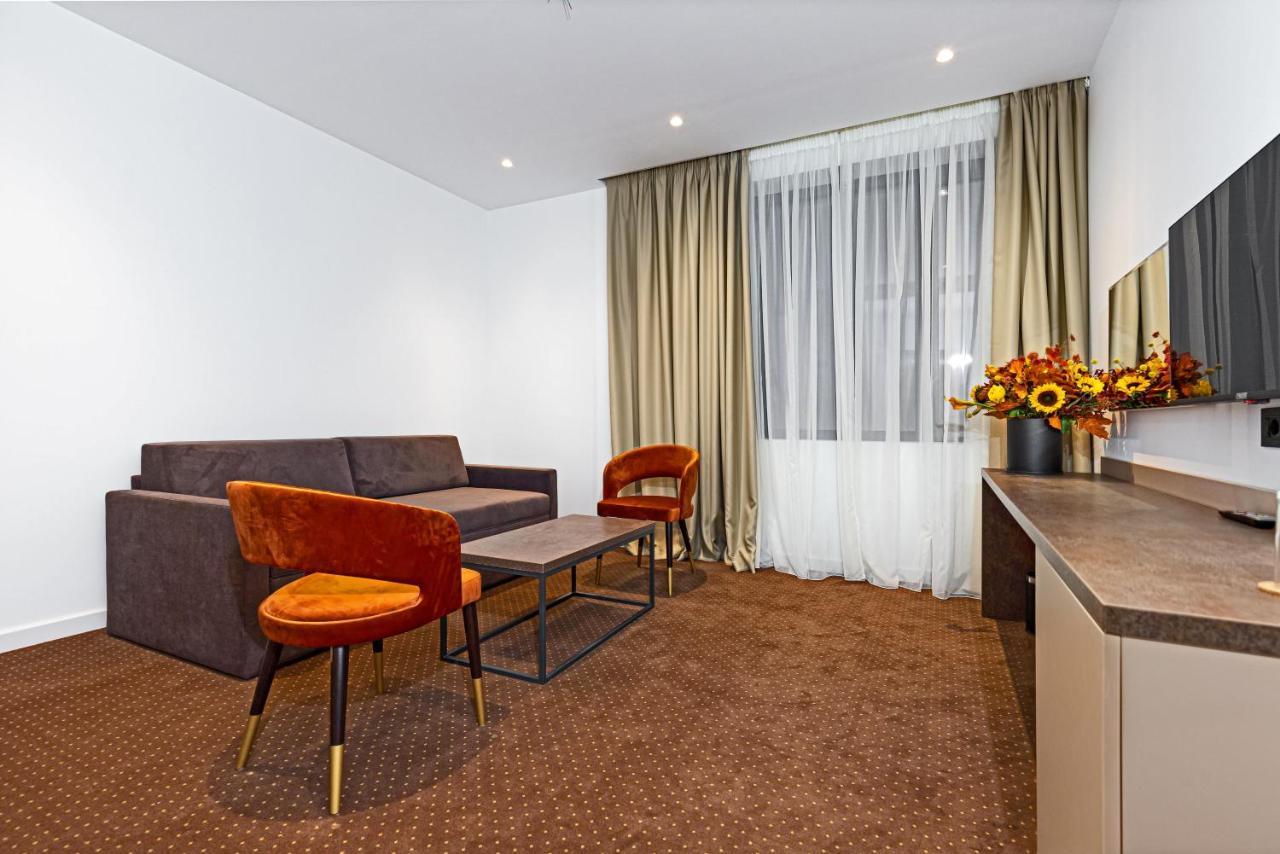 Ub Aqua Park Hotell
